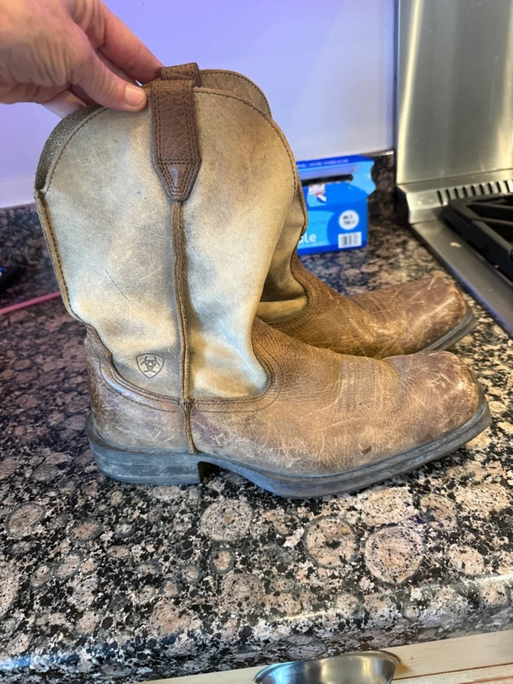 ARIAT RAMBLER men’s size 10 boot preowned preloved - Picture 2 of 15